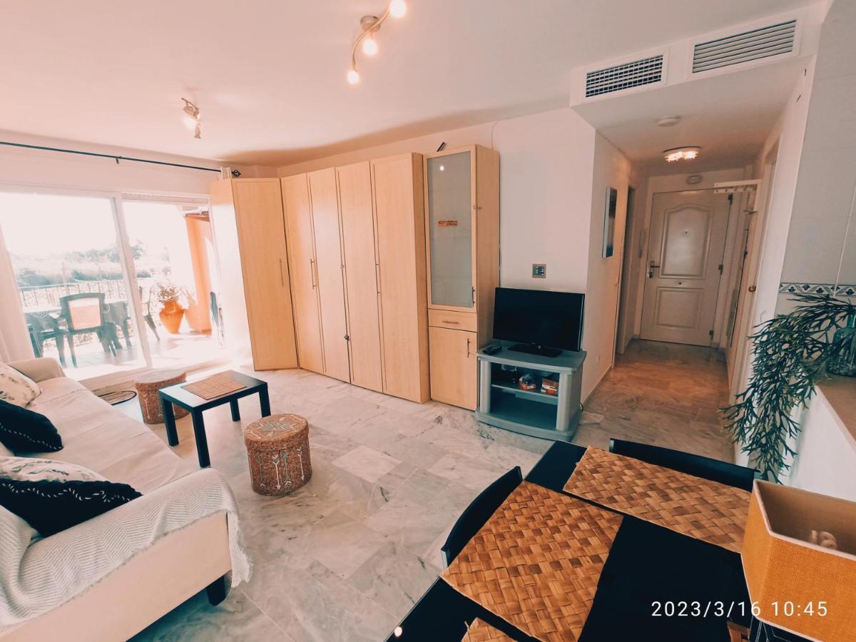 Apartamentos Los Hidalgo Golf Manilva Ngoại thất bức ảnh