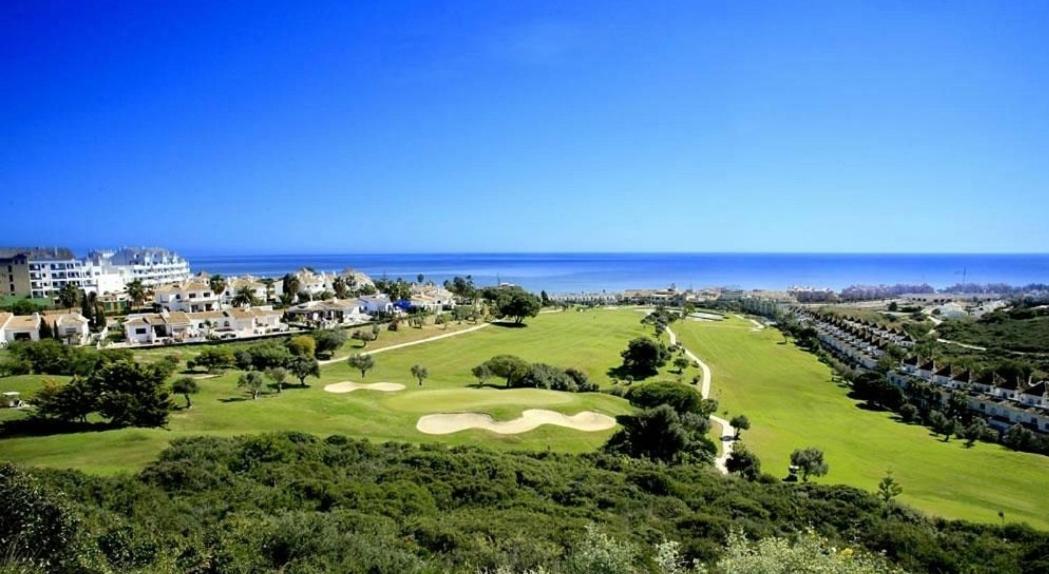 Apartamentos Los Hidalgo Golf Manilva Ngoại thất bức ảnh